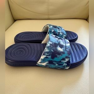Under Armour slides size 3Y NEW no box